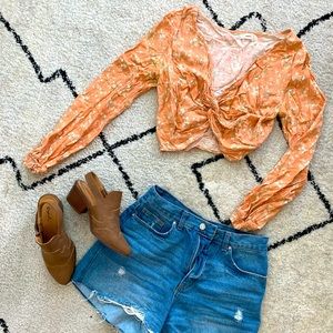 Twist floral crop top